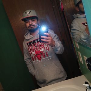 Meet your Posher, Derrick